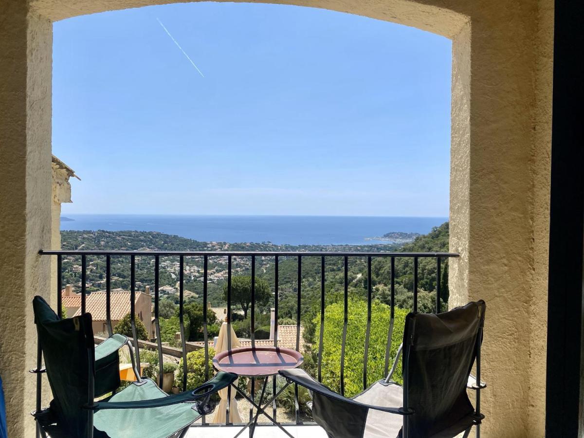Villa Baievue キャバレール・シュル・メール エクステリア 写真